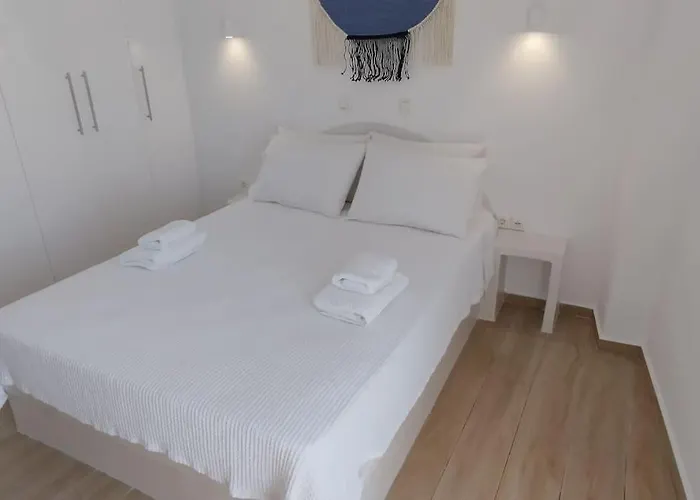 Naxian Purity * Glinado Naxos